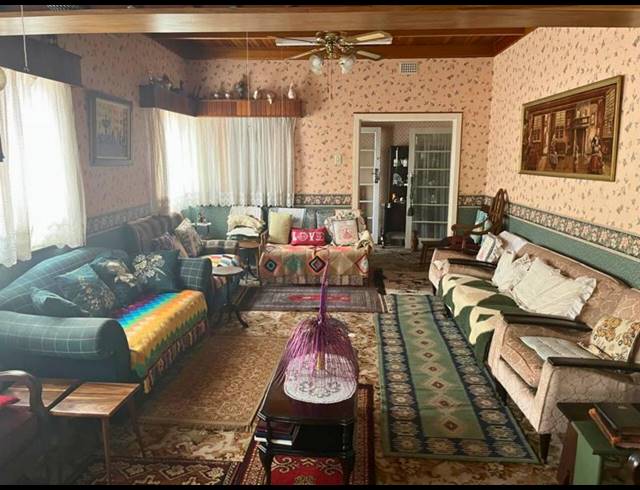 3 BEDROOM HOUSE FOR SALE IN WESTERN EXT